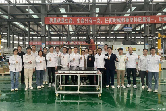 红旗PP23项目首台B样电池包试制下线
