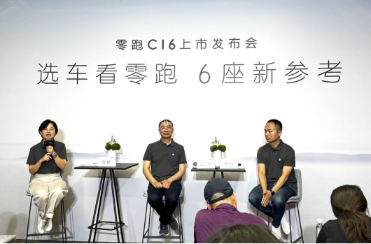B系列车型巴黎车展首秀 零跑专访速记